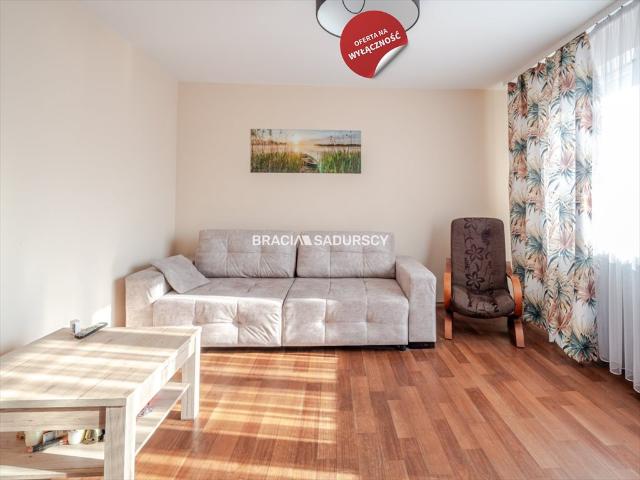 Dom 250 m2 z garażem, ogród, świetna komunikacja