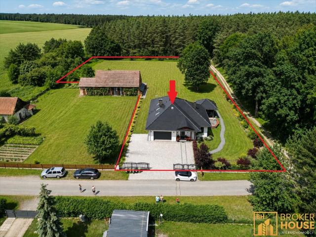 Dom 250 m² z ogrodem Gotowy do zamieszkania