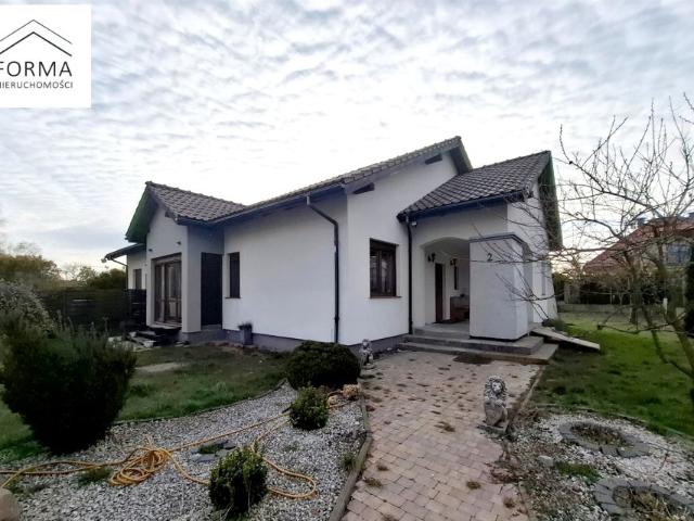 Dom 265 m², Sicienko
