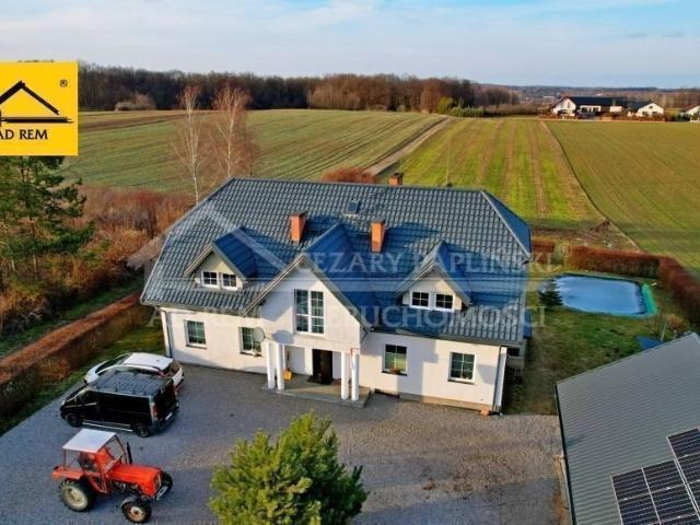 Dom 260 m² z ogrodem i możliwością agroturystyki polecam!