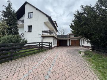 Dom 280m2 z garażem i budynkiem gospodarczym