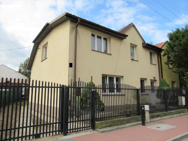 Dom 2 lokalowy z garażem, 120 m2, Ząbki