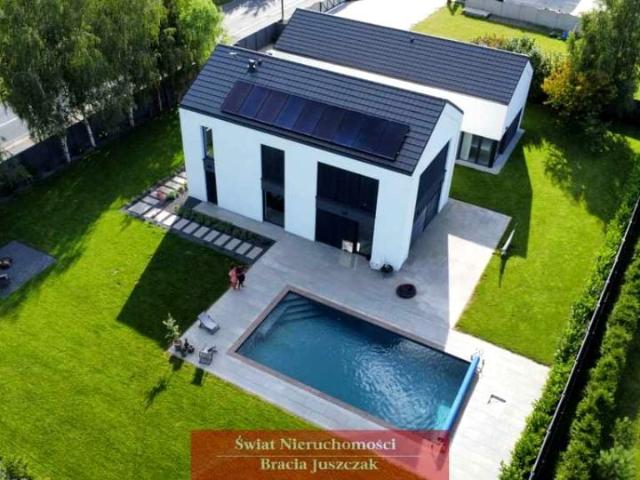 Dom 339,31 m², Uraz