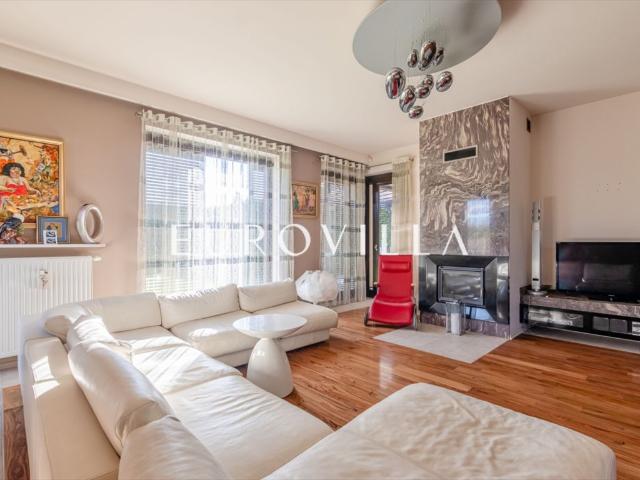 Dom 340 m² w Konstancinie Jeziornej polecam