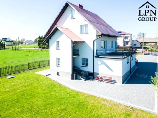 Dom 447,69 m², Przysieka