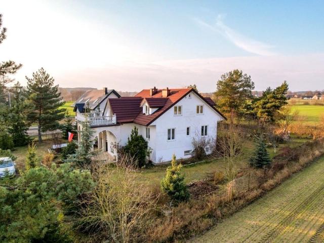 Dom 563 m², Cieńsza