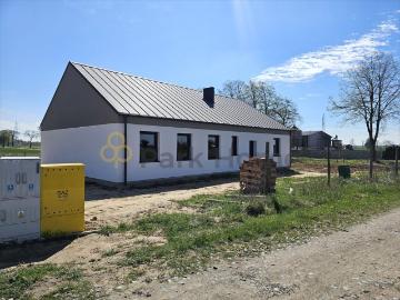 Dom 73,59 m² z ogrzewaniem podłogowym i dużą działką
