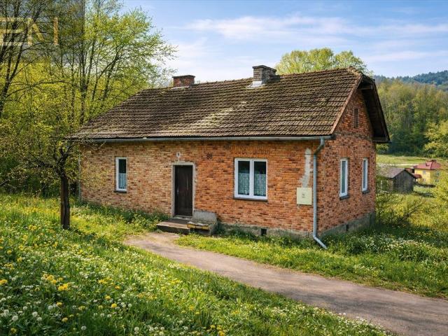 Dom 90 m² z potencjałem i budynkiem gospodarczym zapraszam