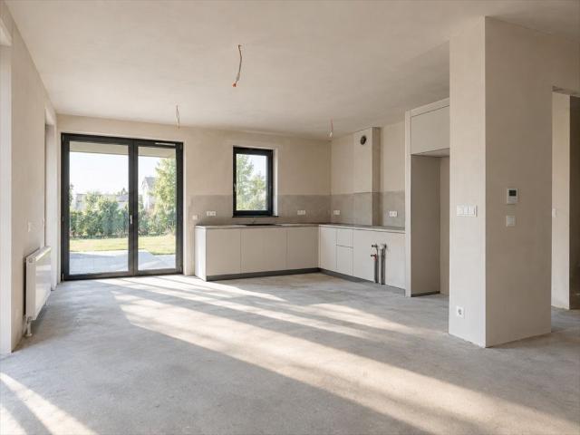 Dom 92 m² z 2 miejscami postojowymi Lesznowola