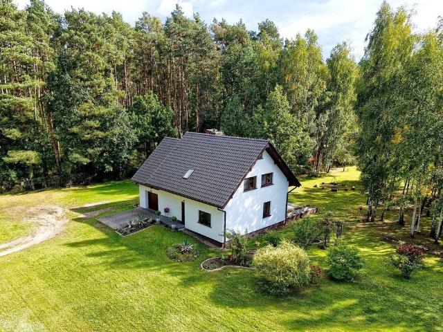 Dom, Czarnowo, 247.00 m², sprzedam dom