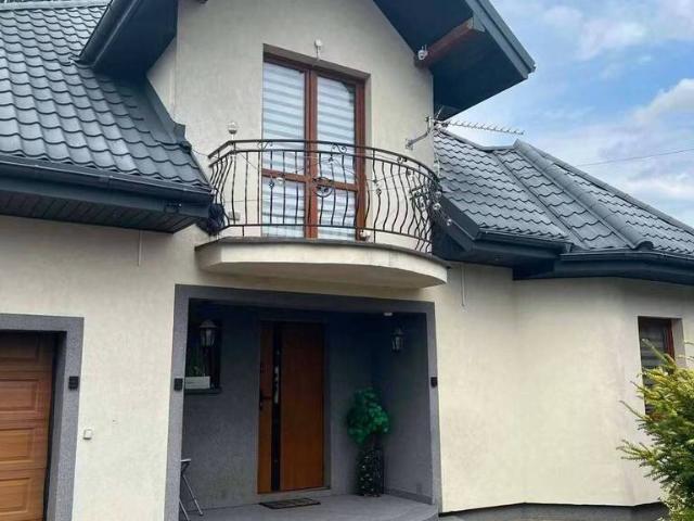 Dom, Bartniki, 240.00 m², sprzedam dom
