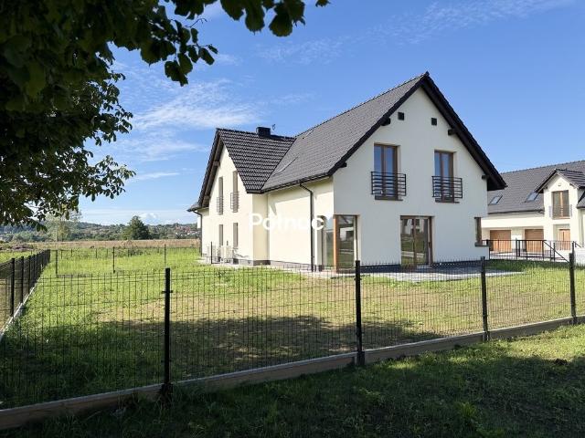 Dom bliźniaczy 127,7 m² z garażem i tarasem polecam!