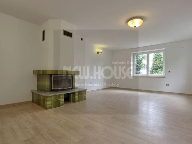 Dom bliźniaczy 151 m² na dużej działce 2520 m² zapraszam