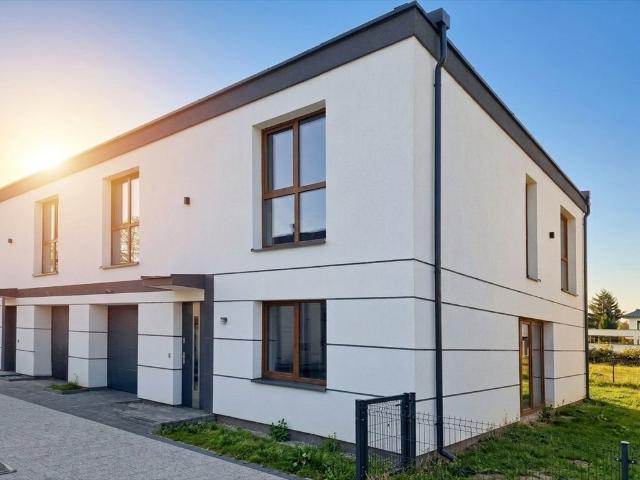 Dom bliźniaczy 174 m² z ogrodem 290 m² w Wilanowie zapraszam