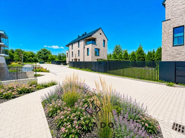 Dom bliźniak 149 m² z ogrodem, klimatyzacją polecam