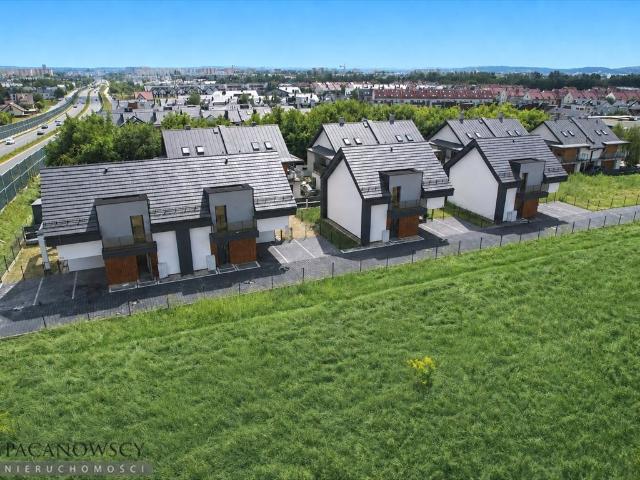 Dom bliźniak 154 m² w Zielonkach polecam