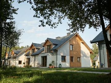Dom bliźniak 155 m2 z garażem i 2 miejscami parkingowymi