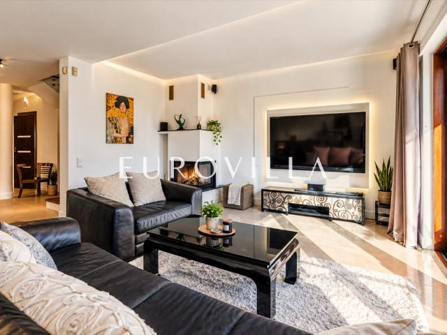 Dom bliźniak 216 m² w Wilanowie polecam