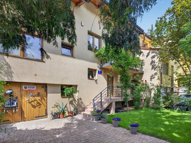Dom bliźniak 286 m² z tarasem i rozbudową polecam