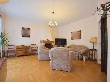 Dom bliźniak z garażem, ogród, 6 pokoi, 175 m2