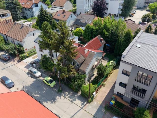 Dom bliźniak z ogrodem 300 m² w Krakowie Olsza