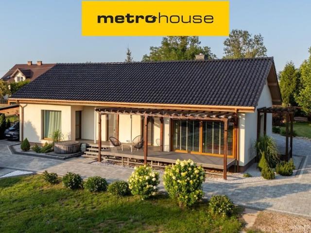 Dom, Brzozów, 225.06 m², sprzedam dom