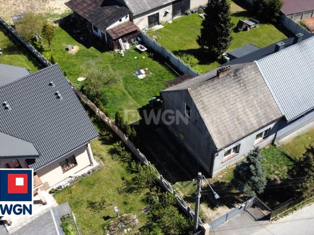 Polecam dom do remontu na dużej działce 1816 m² w Skrajnicy