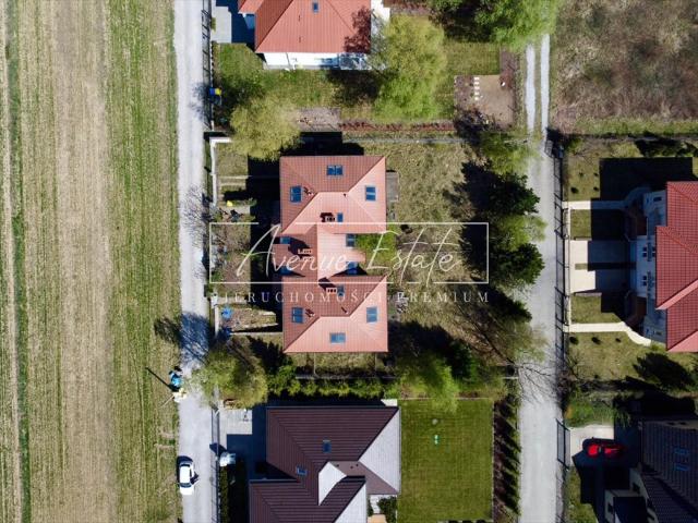 Dom do wynajęcia w Wilanowie 300 m², 8 pokoi