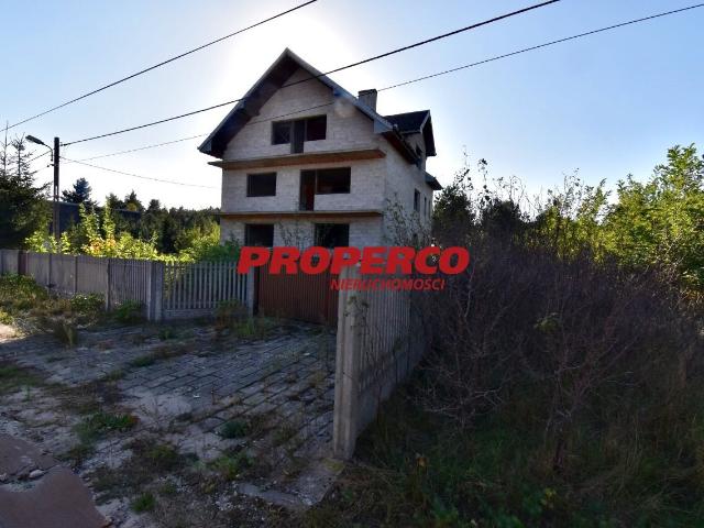 Dom, Daleszyce, 272.40 m², sprzedam dom