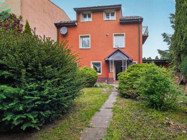Dom, Darłowo, Królowej Jadwigi 8, 160.75 m², sprzedam dom