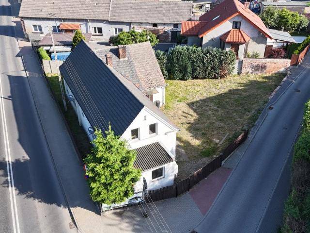 Dom dwulokalowy z potencjałem, 200 m², Przylep