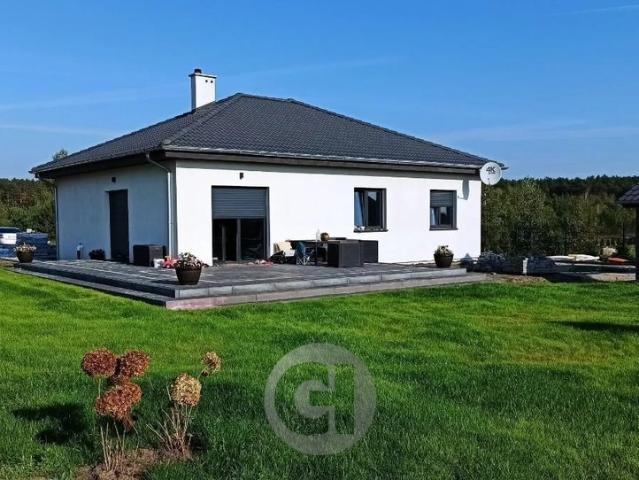 Dom energooszczędny 107 m² z nowoczesną strukturą polecam!