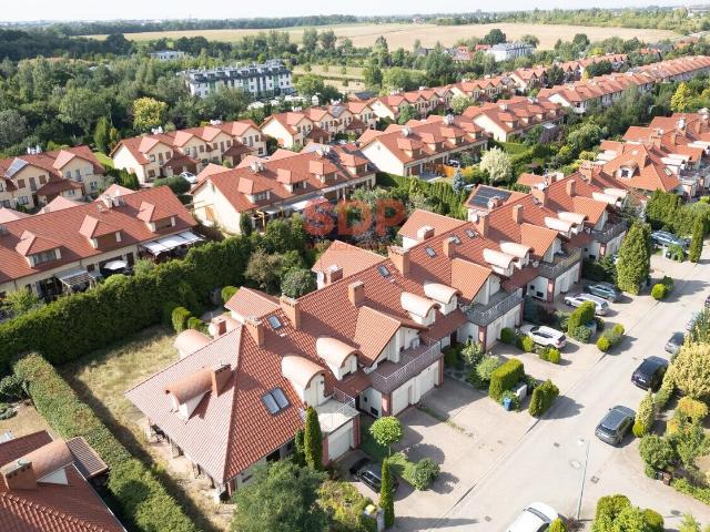Dom, Karwiany, 135.46 m², sprzedam dom