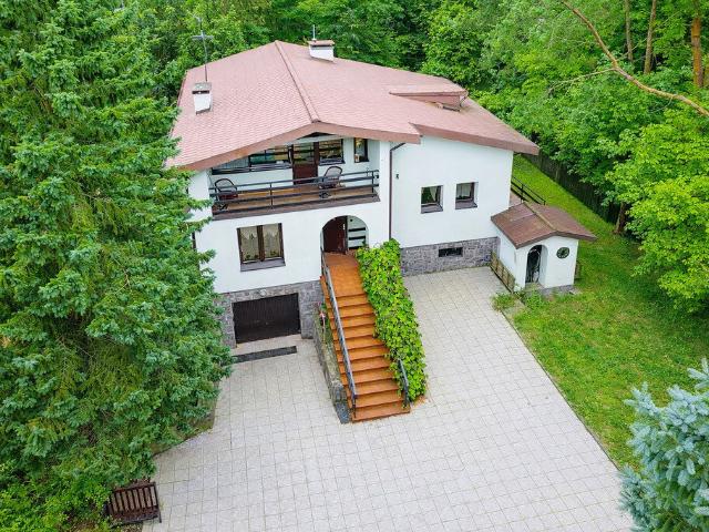 Dom, Hornówek, 231.03 m², sprzedam dom