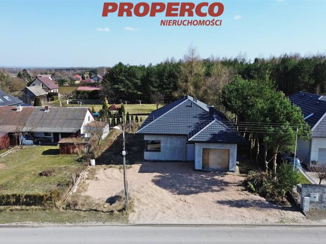 Dom, Jędrzejów, 137.80 m², sprzedam dom