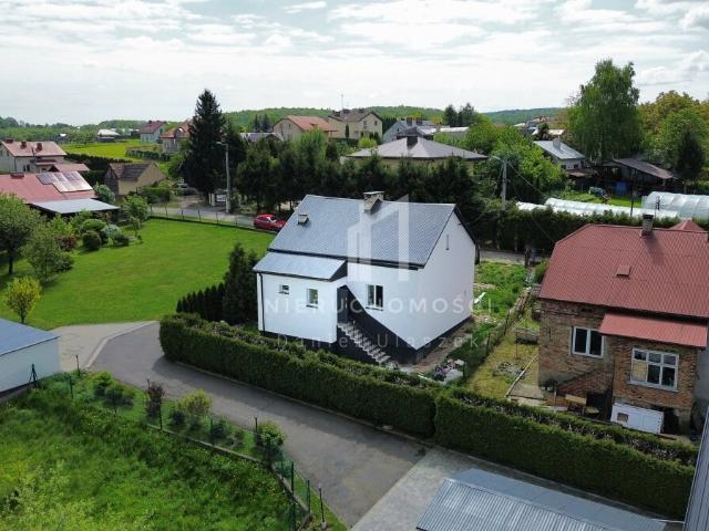 Dom, Jasło, Wiosenna, 120.00 m², sprzedam dom