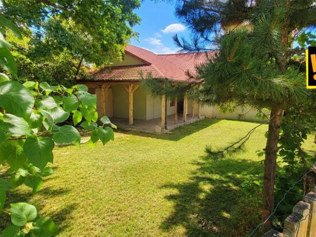 Dom jednorodzinny 150 m² z garażem i ogrodem