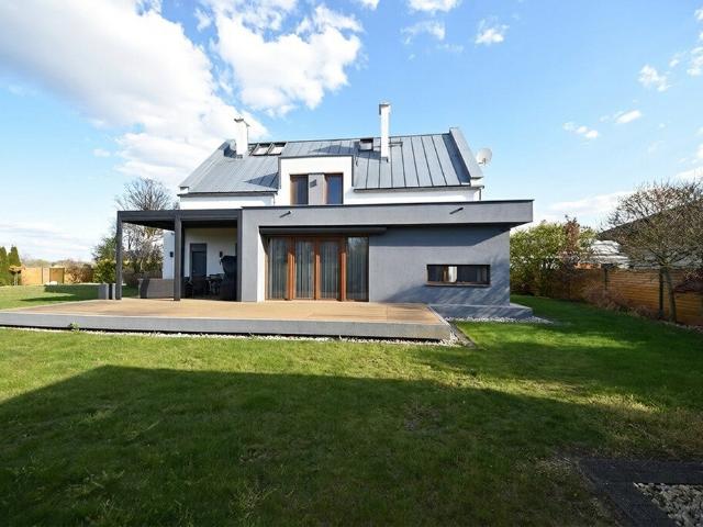 Dom, Opole Chmielowice, 225.00 m², sprzedam dom