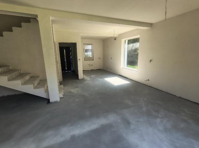 Dom, Ostrówek, Kwiatowa, 102.00 m², sprzedam dom