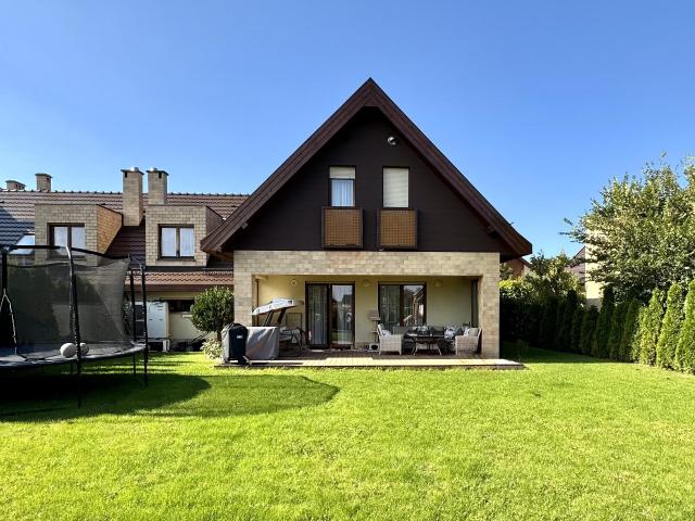 Dom, Ozorzyce, Mickiewicza Adama, 209.68 m², sprzedam dom