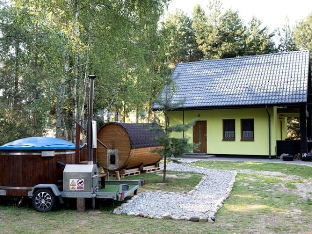 Dom letniskowy 70 m² nad rzeką na wynajem Orzechów Kolonia
