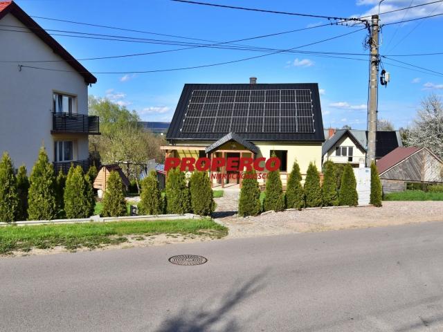 Dom, Mąchocice Scholasteria, 200.00 m², sprzedam dom
