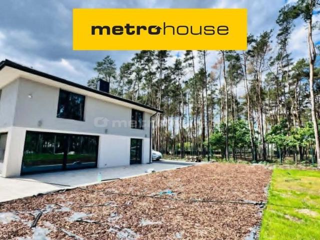 Dom, Marki, Czarnieckiego, 311.00 m², sprzedam dom