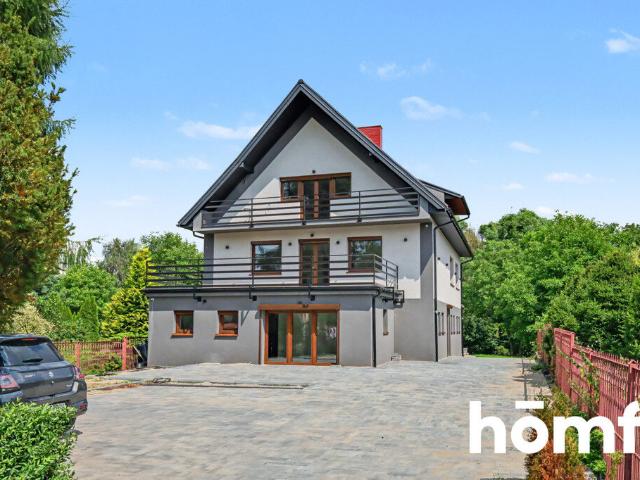 Dom, Nowa Słupia, Partyzantów, 288.00 m², sprzedam dom