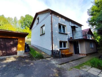 Dom 120 m2 na 32 arowej działce w Lubeni