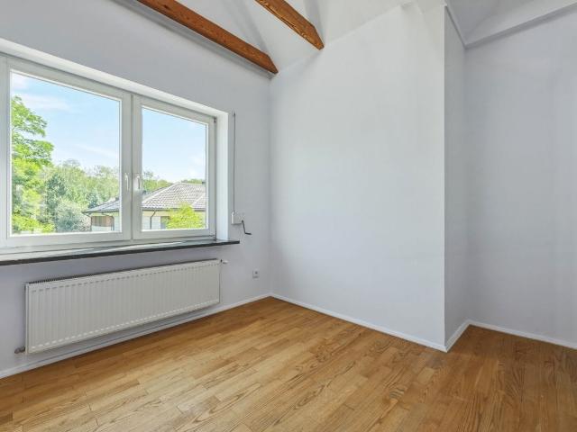Dom na KANCELARIĘ/BIURO/USŁUGUI 180 m²