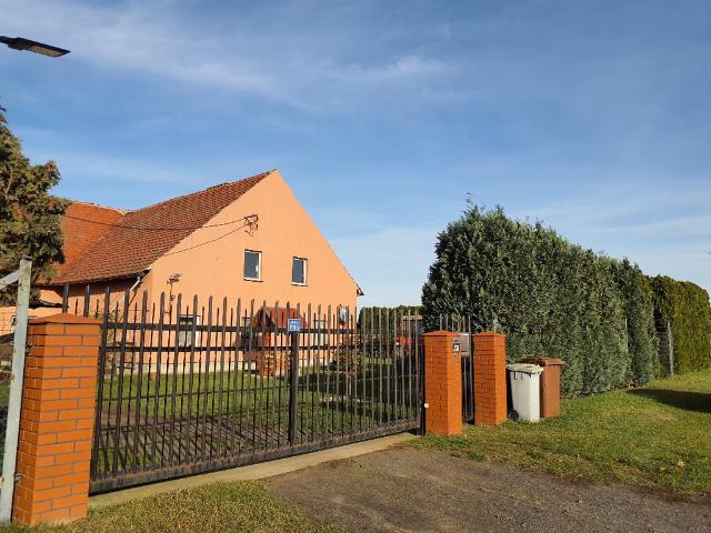 Dom na sprzedaż