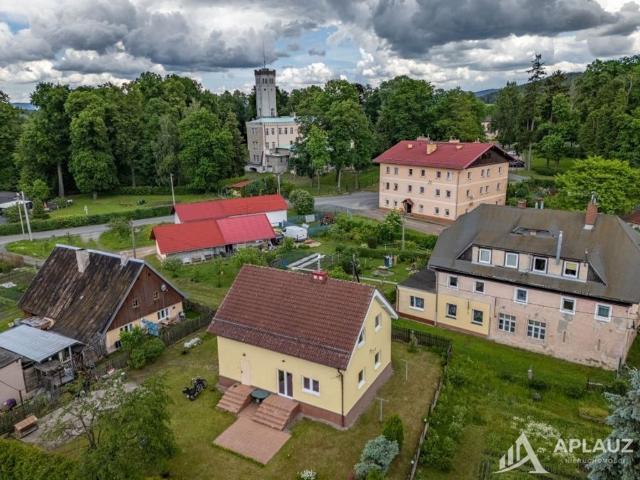 Dom na sprzedaż