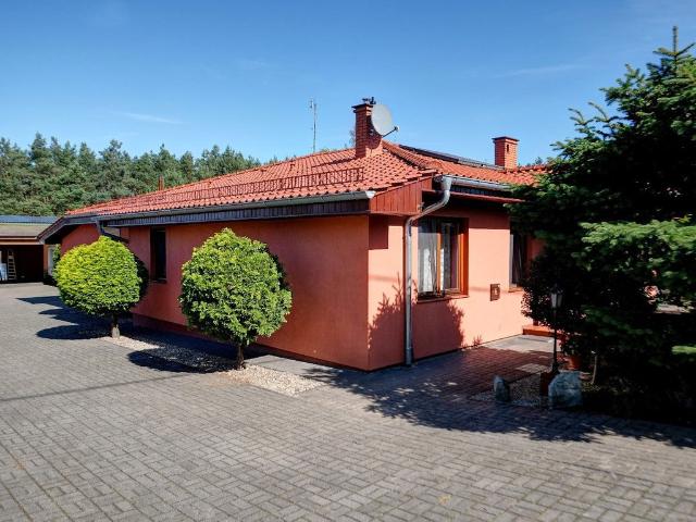 Dom na sprzedaż, Rakojedzka