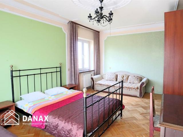 Dom na sprzedaż